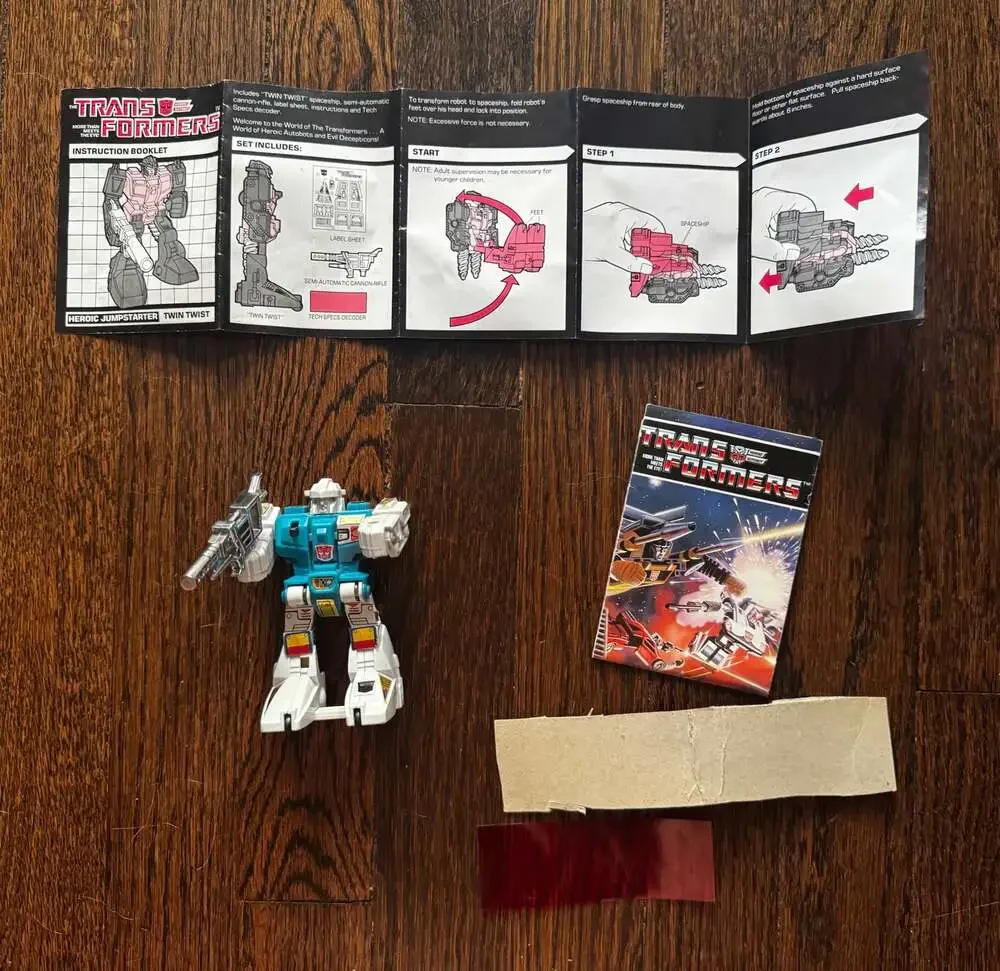 VTG ‘84 Transformers G1 Twin Twist w/ Weapon, Instructions, and Catalog COMPLETE